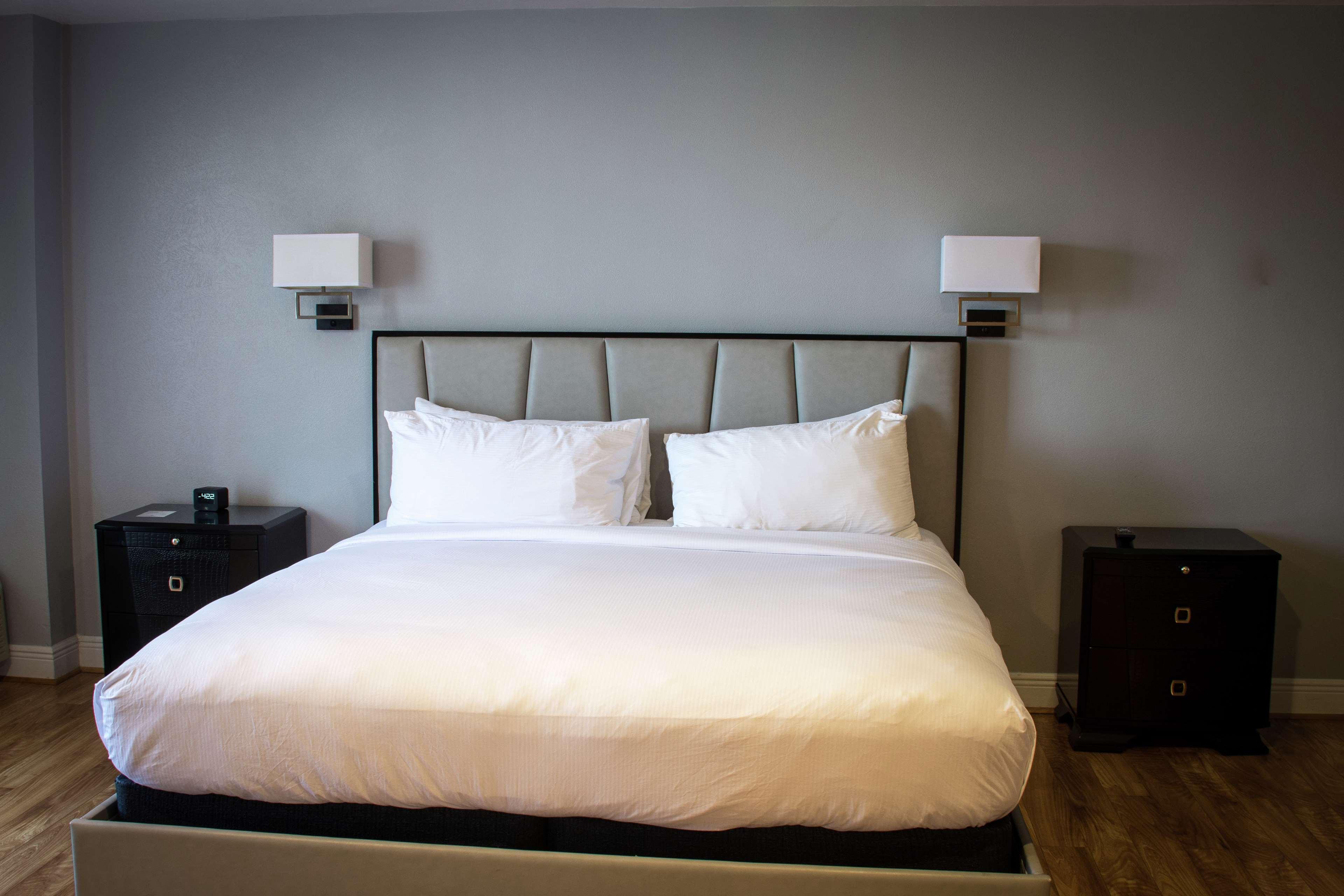 Wyndham Midland Downtown Hotel Екстериор снимка