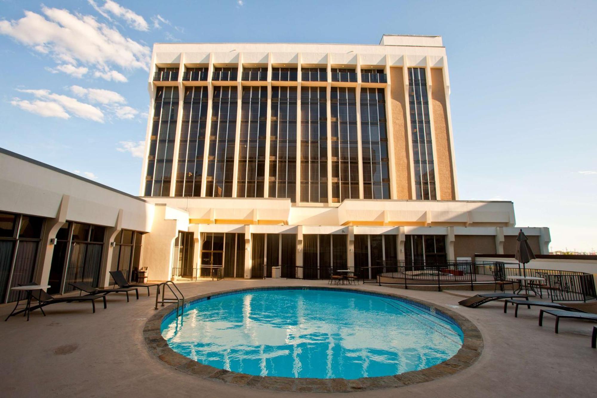 Wyndham Midland Downtown Hotel Екстериор снимка